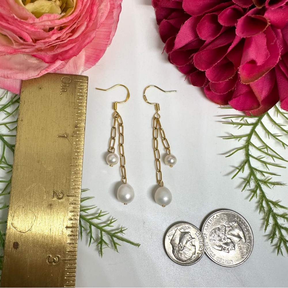NEW⚜️Freshwater Pearl Chandelier Dangly Earrings - Picture 3 of 5